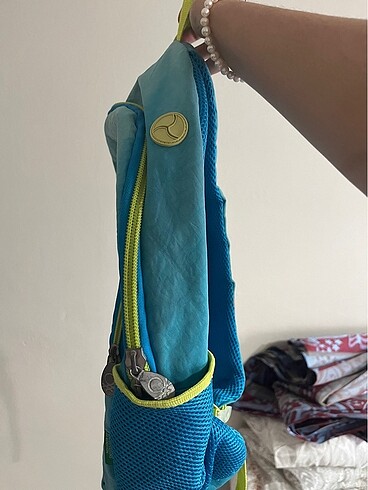  Beden Benetton sırt çantası