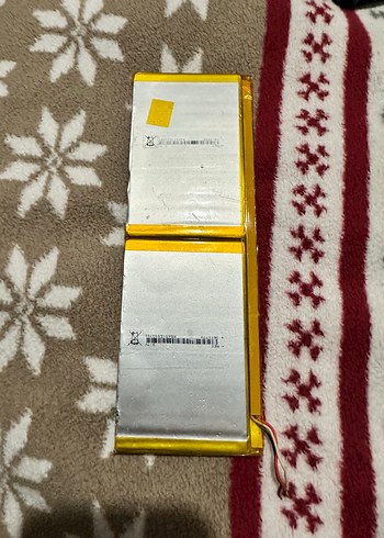 Gri ve Beyaz Batarya 6800 mah - Görsel 2