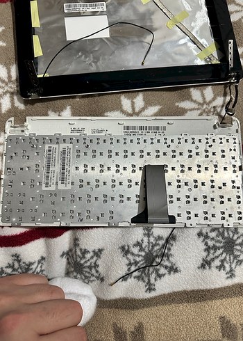 Beyaz Asus Eee PC Laptop Klavye ve Ekran Çerçevesi - Görsel 3