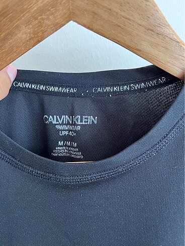 m Beden Calvin Klein Erkek Tişört