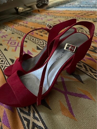 39 Beden kırmızı Renk Tamaris Bayan ayakkabı
