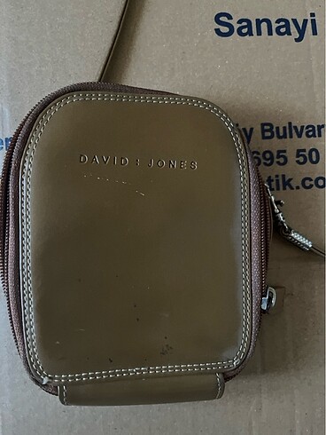 DAVİD: JONES ÇÜZDAN ÇANTA