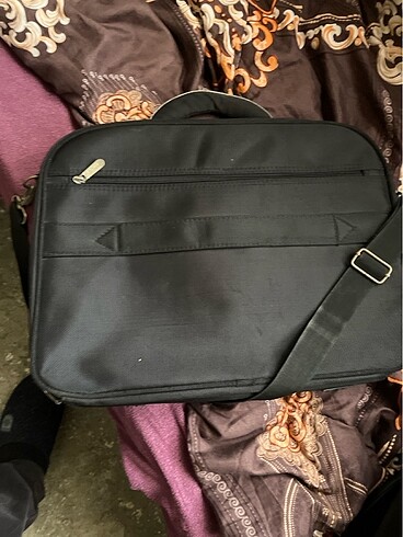 Beden TRUST LAPTOP VE EVRAK ÇANTASI