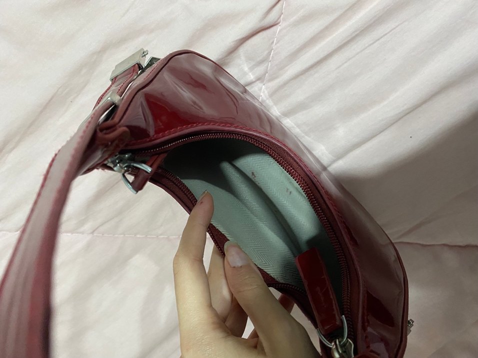 Parlak Bordo Deri Kadın Çanta - Görsel 2