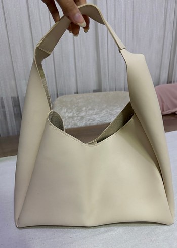Diğer Minimalist Krem Omuz Cantasi
