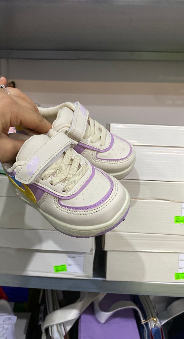 Çocuklar İçin Renkli Bağcıksız Spor Ayakkabı - Görsel 3