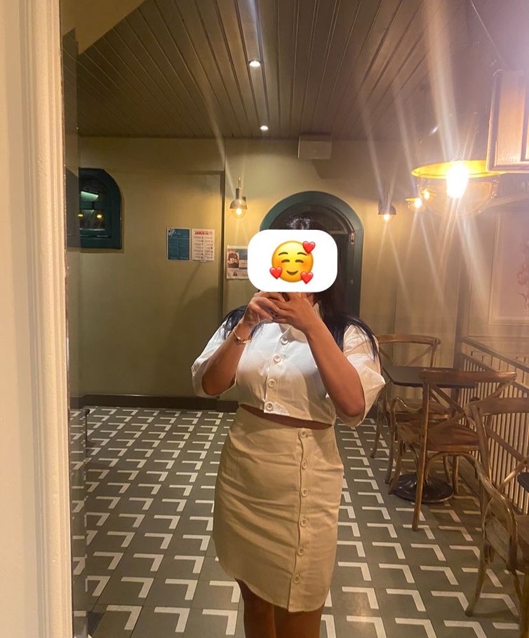 Beyaz Düğmeli Kısa Kollu elbise - Görsel 2