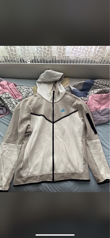 Nike Tech Üst