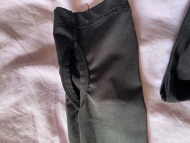 xs Beden Cut out detaylı crop