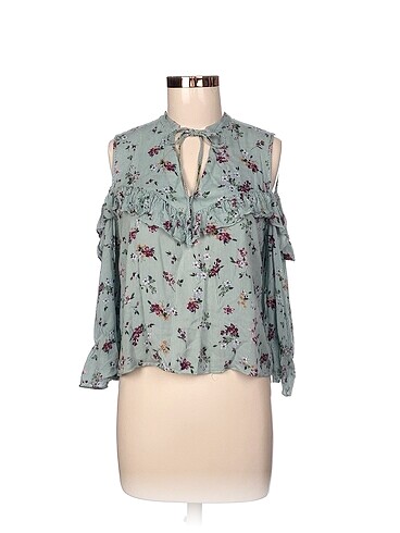 Bershka Bluz %70 İndirimli.