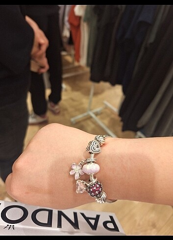  Beden Pandora Charm