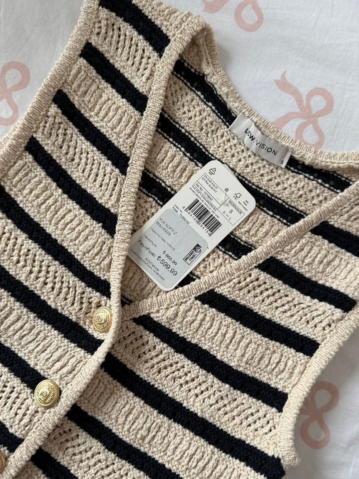 Bej Çizgili Örgü Yelek - Görsel 3