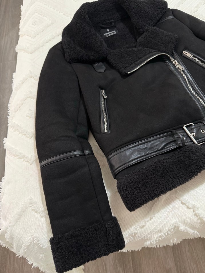 Stardivarius Siyah Süet Kürklü Biker Ceket - Görsel 5