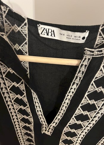 Zara Siyah Uzun Nakış Detaylı Elbise - Görsel 5