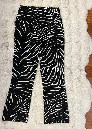 Zara Zebra Desenli Flare Pantolon - Görsel 3