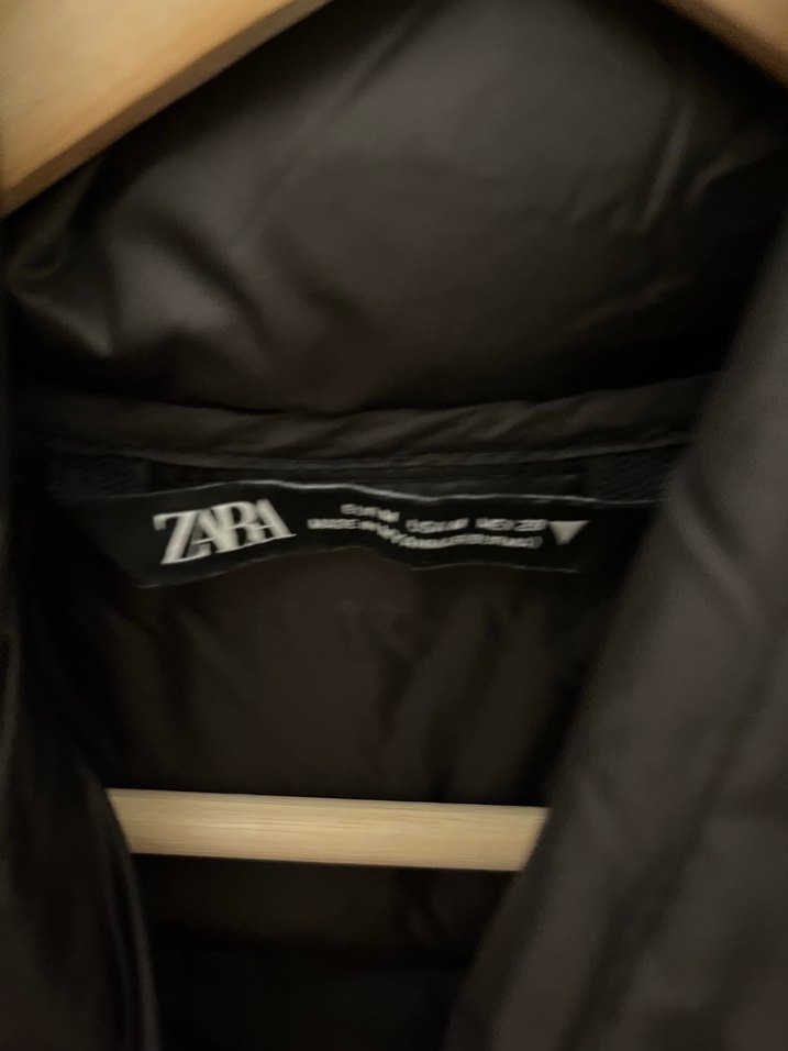 Zara siyah Midi Kadın Şişme Yelek - Görsel 3