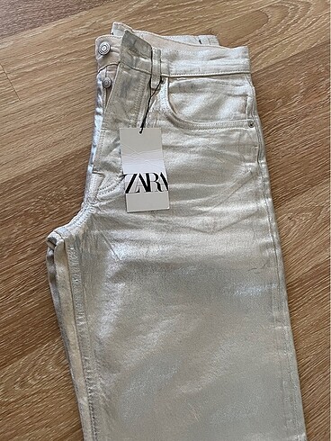 Zara metalik jean