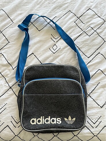 Adidas çanta