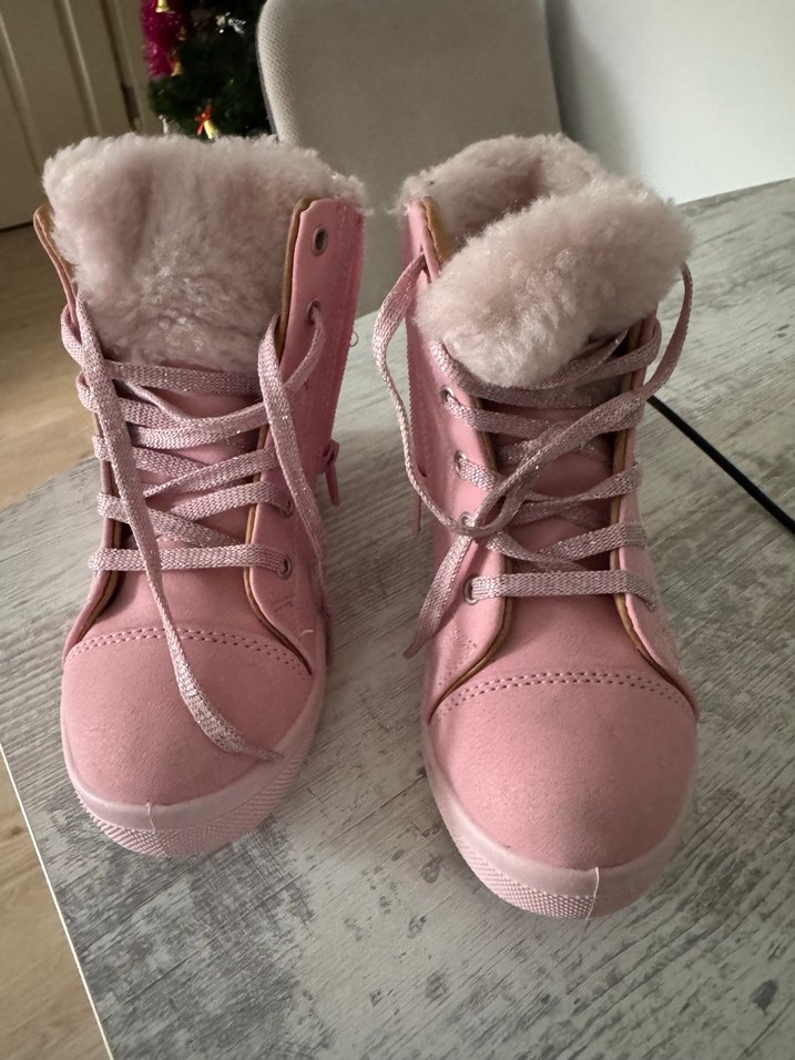 Kızlar için Pembe Nakışlı Kürklü Bot - Görsel 4