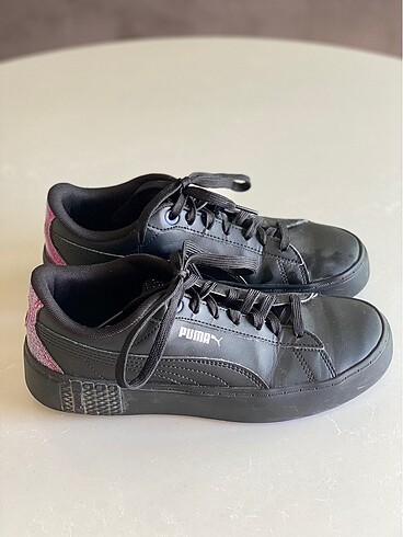 37 Beden siyah Renk Puma spor ayakkabı