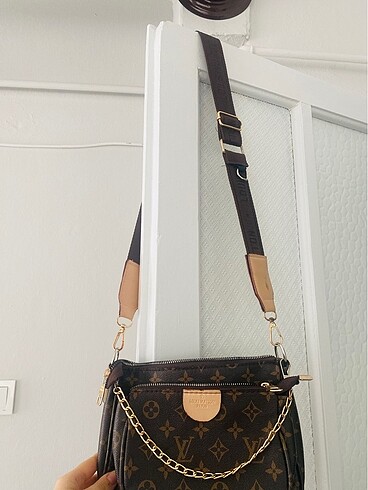 Louis Vuitton Çanta
