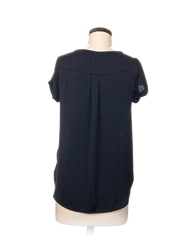 m Beden Stradivarius Bluz %70 İndirimli.