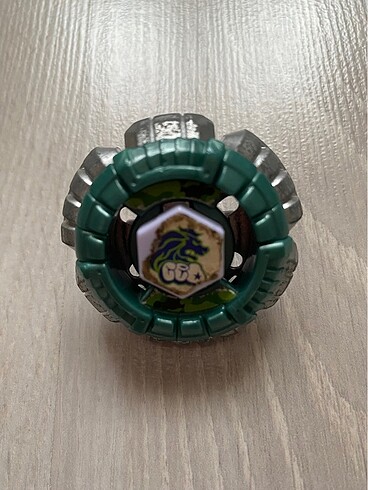 Beyblade Counter Leone