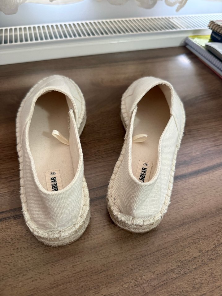 Beyaz Keten ayakkabı - Görsel 3