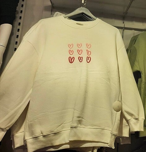 Sweatshirt