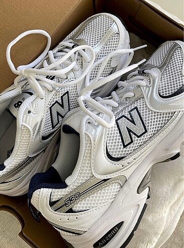 37 Beden Newbalance 530 model