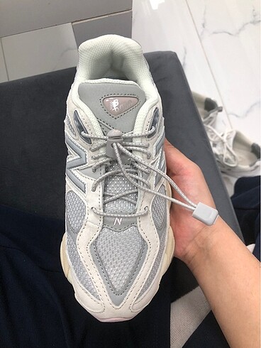 38 Beden Newbalance 9060