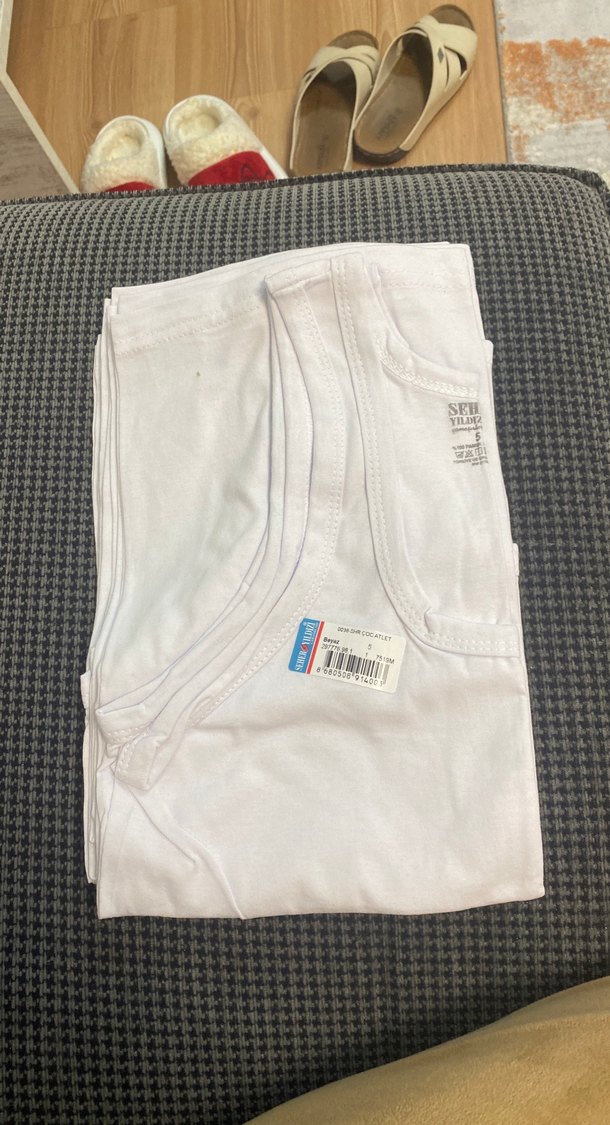 Beyaz Çocuk Atlet - Görsel 2