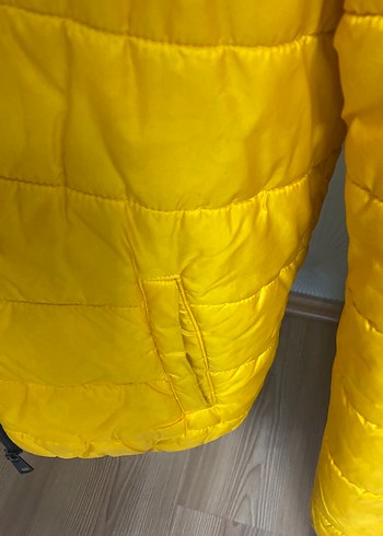 Parlak Sarı Fermuarlı Erkek Çocuk Mont - Görsel 3