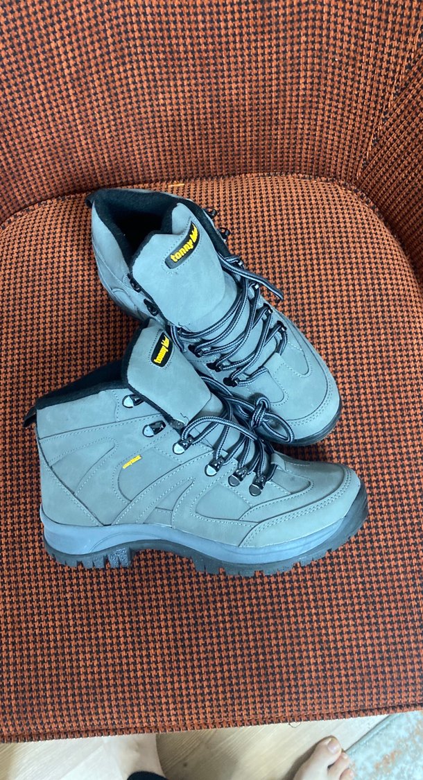 Gri Erkek Sokak Stili Bot - Görsel 2