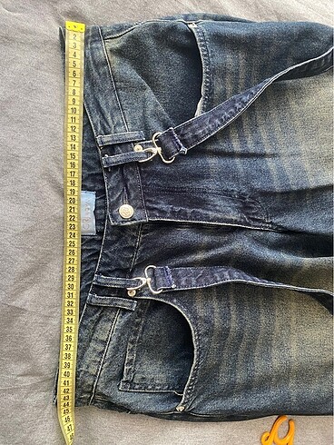 Eskitme detay askılı GD baggy pantolon