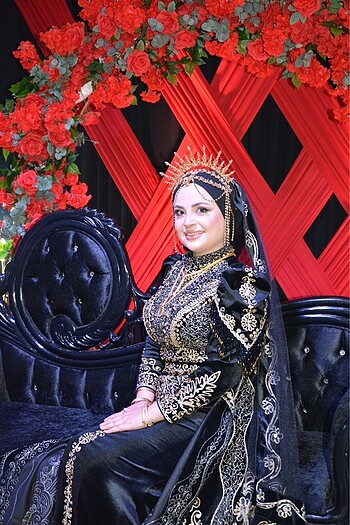 Bindallı tacı