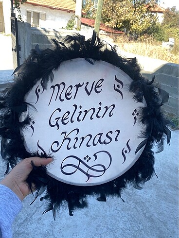 l Beden Kına tefi Merve isimli
