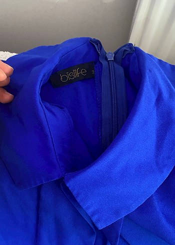 Uzun Kollu Mavi  tunik
Önünde iki tane pilesi bulunuyor - Görsel 2