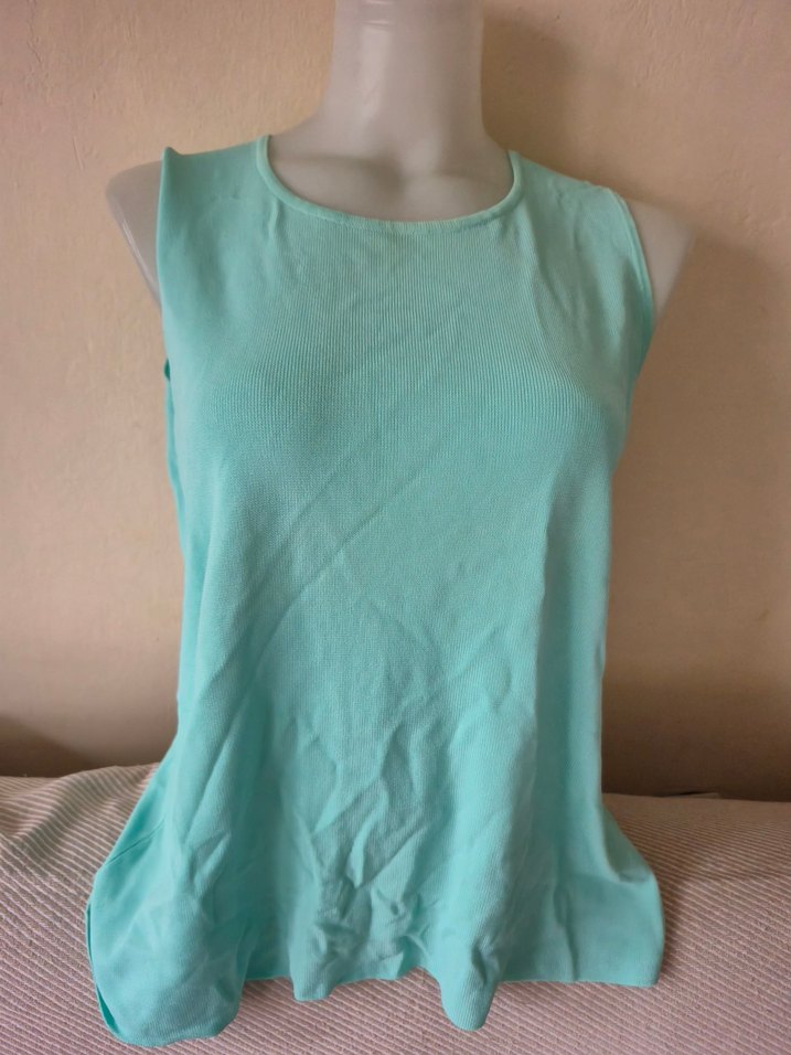 Turkuaz Kolsuze Bluzu - Görsel 2