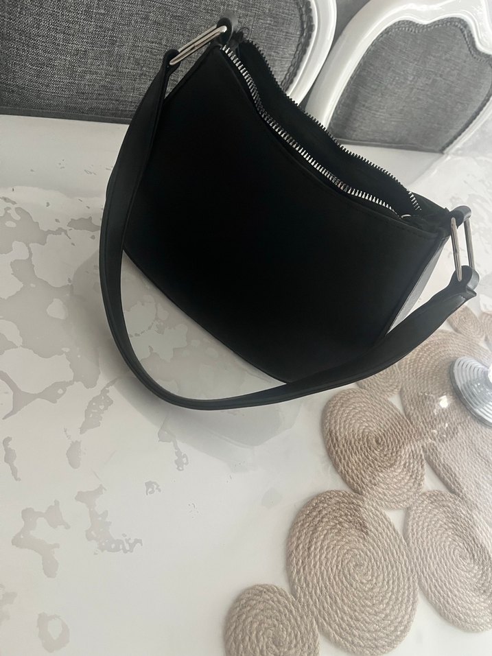 Siyah Deri Fermuarlı Kadın Çanta - Görsel 2