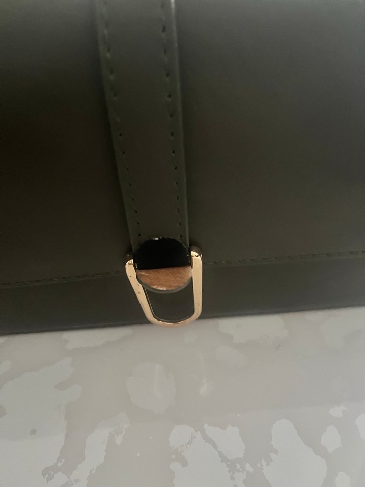 Siyah Deri Tokalı Kadın Omuz Çantası - Görsel 3