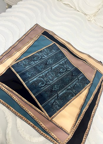 Çok Renkli Dantel Detaylı Bohem Kadın Fular - Görsel 2