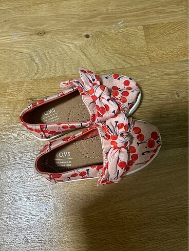 Toms çocuk babeti