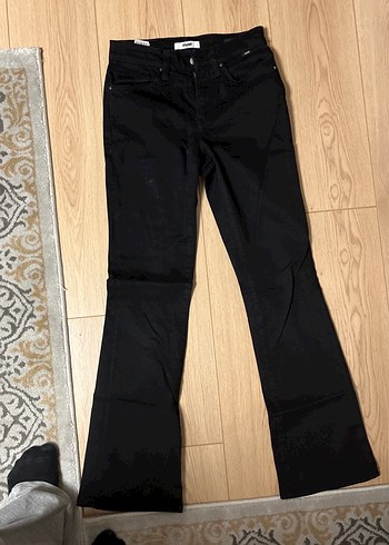 Siyah Kadın Midi Boy Denim Pantolon