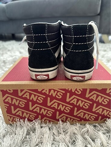 24 Beden Vans Spor Bot