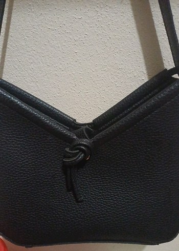 Siyah Deri Minimalist Kadın Çantası - Görsel 2