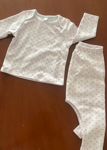 Beyaz Pembe Desenli Kız Bebek Pijama