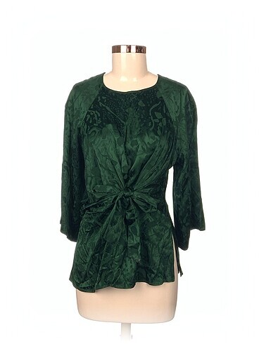 Zara Bluz %70 İndirimli.