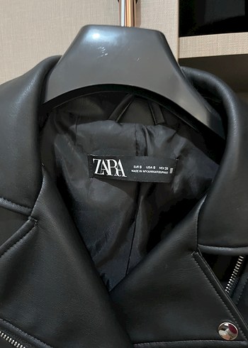 Zara Kadın Siyah Deri Biker Ceket