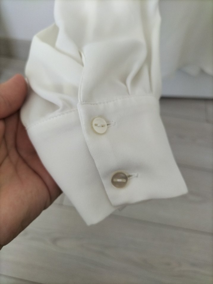 roman 40 beden beyaz Kadın saten /şifon bluz/gömlek - Görsel 3